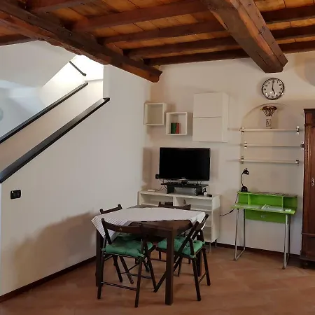 Old Farm Aparthotel