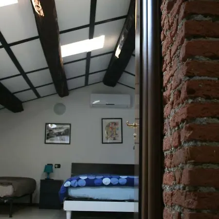 Old Farm 3* Vaprio dʼAgogna