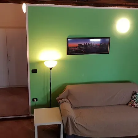 Old Farm Vaprio dʼAgogna