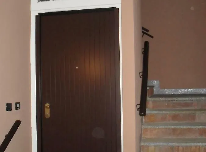 Old Farm Vaprio dʼAgogna