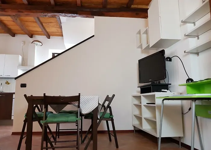 Old Farm Vaprio dʼAgogna