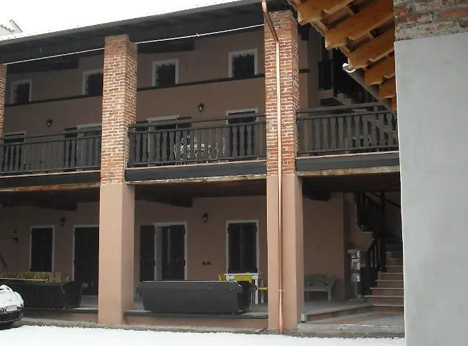 شقة فندقية Old Farm Vaprio dʼAgogna