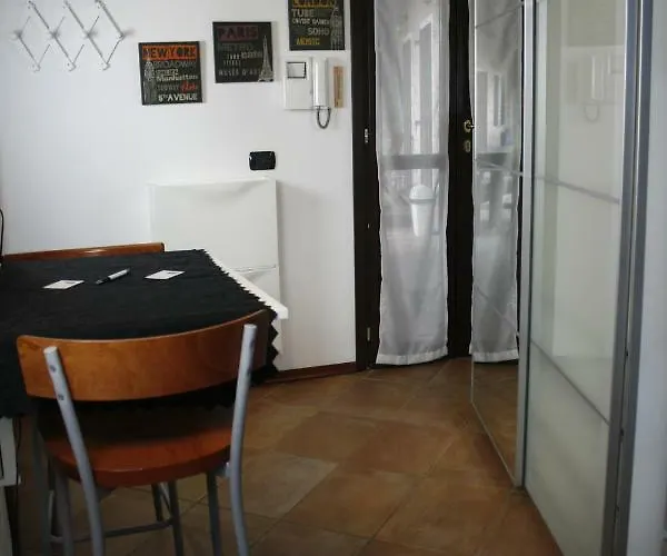 Ξενοδοχείο με διαμερίσματα Old Farm 3*